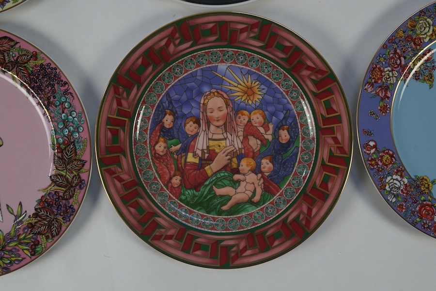 Five boxed Rosenthal for Versace transfer decorated plates, 31cm diameter, and a boxed serving dish, 30cm diameter (6). Condition - good.